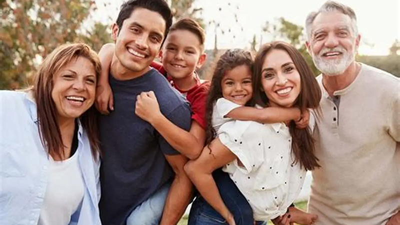 Familia y red de apoyo: cómo estar sin invadir